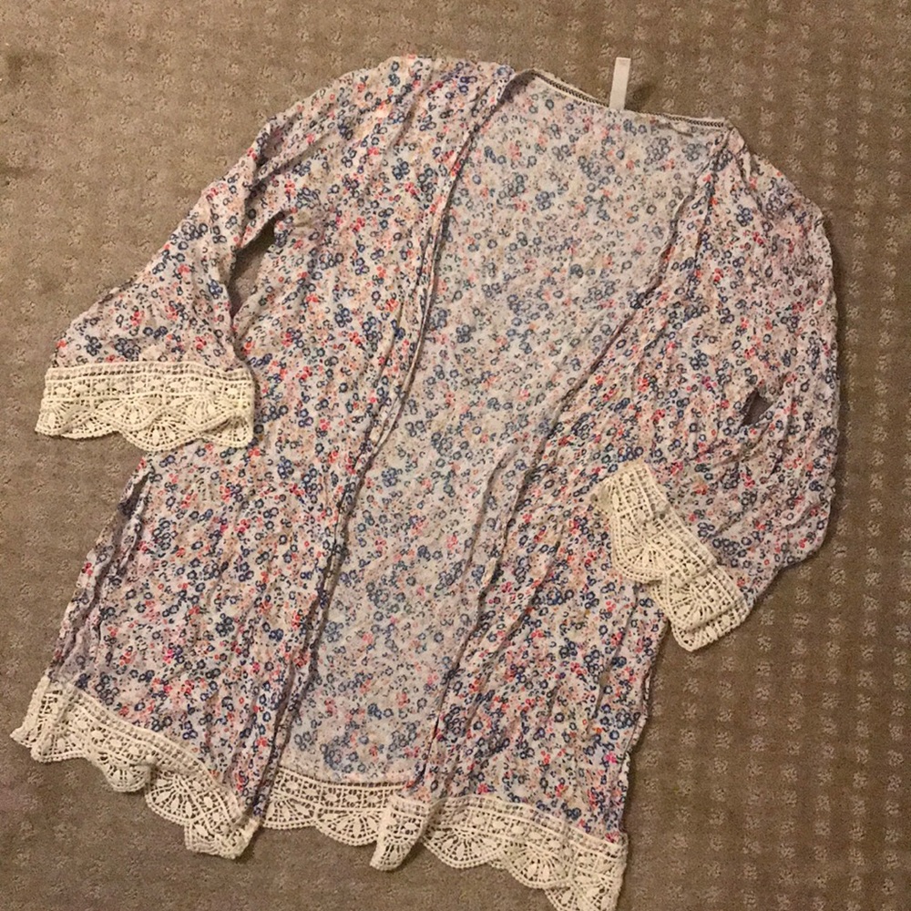 Xhiliration Cardigan Women’s Floral Lace Trim US M